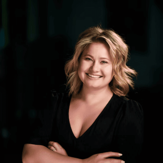 Portrait of Vika, a professional stylist at Salon Bliss & Spa, showcasing their expertise and style.